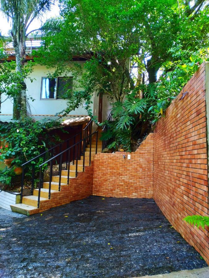 Casa Na Montanha Com Vista Para O Mar ฟลอเรียนอโปลิส ภายนอก รูปภาพ