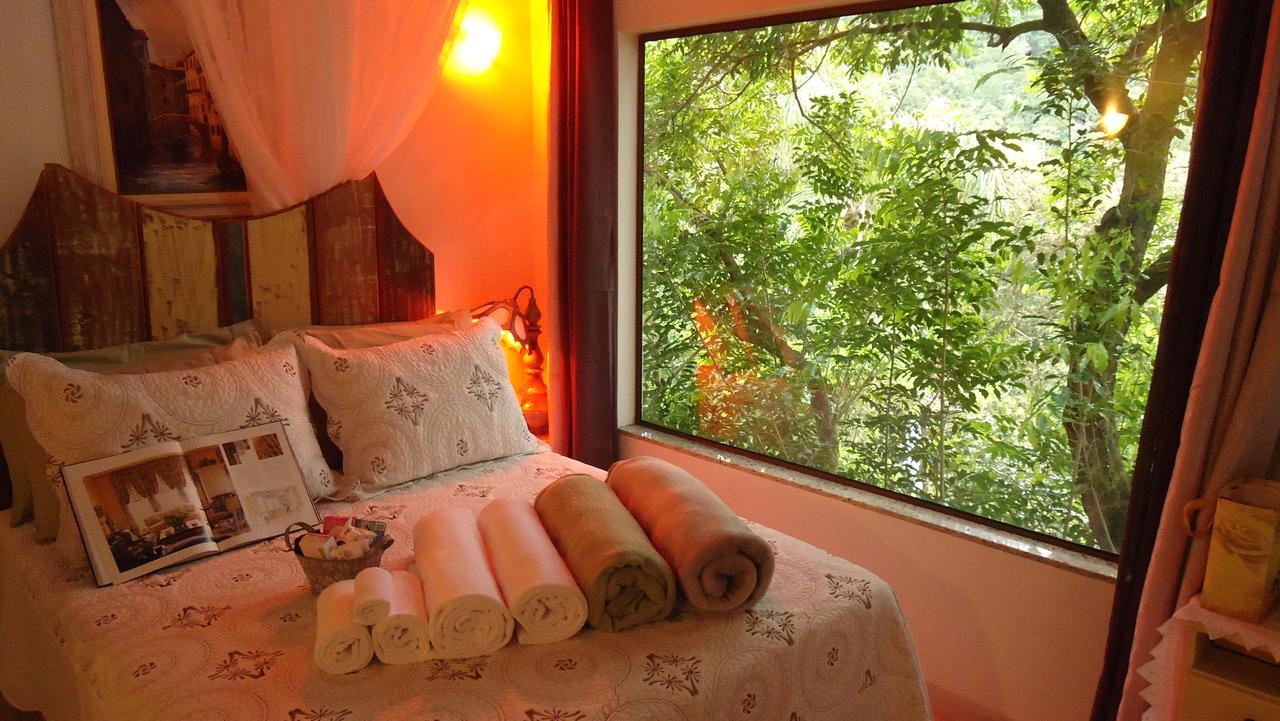 Casa Na Montanha Com Vista Para O Mar ฟลอเรียนอโปลิส ภายนอก รูปภาพ